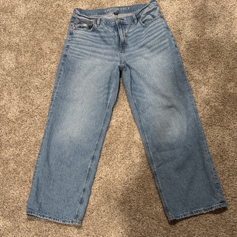 American Eagle Outfitters Light Blue Stovepipe Jeans